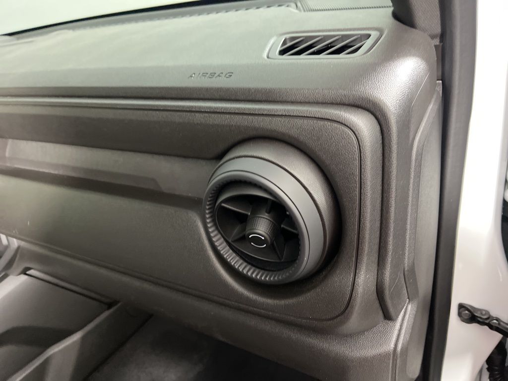 Thumbnail: 2025 Chevrolet Colorado - 18