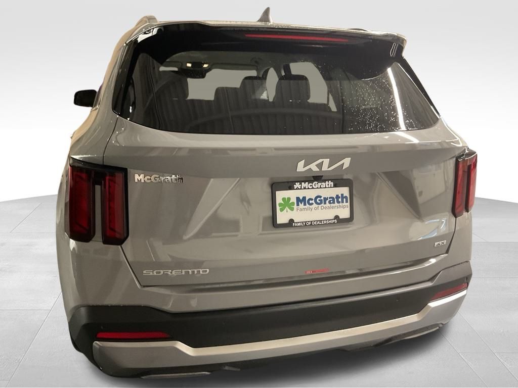 New 2026 Gray Kia S image 4