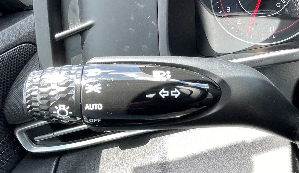 2022 Hyundai Elantra SE Red at DeMontrond Auto Country