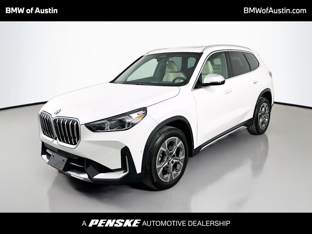 Thumbnail: 2023 BMW X1 - 1