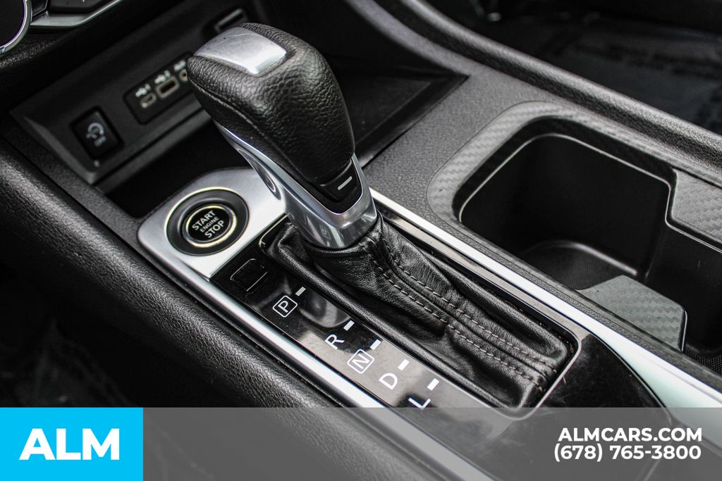 Used 2024 Gray Nissan SV image 35