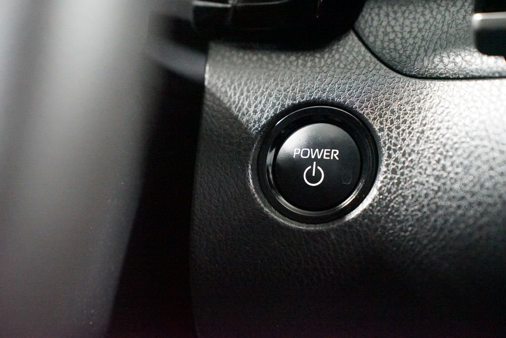 Thumbnail: 2025 Toyota Camry - 23