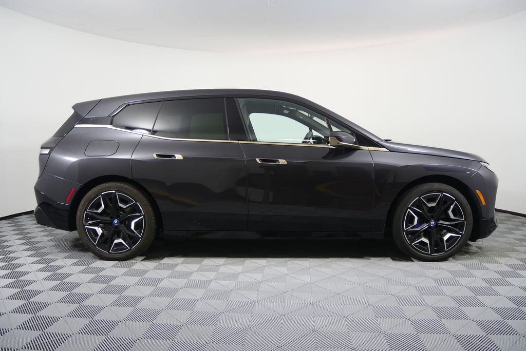 Thumbnail: 2023 BMW iX - 2