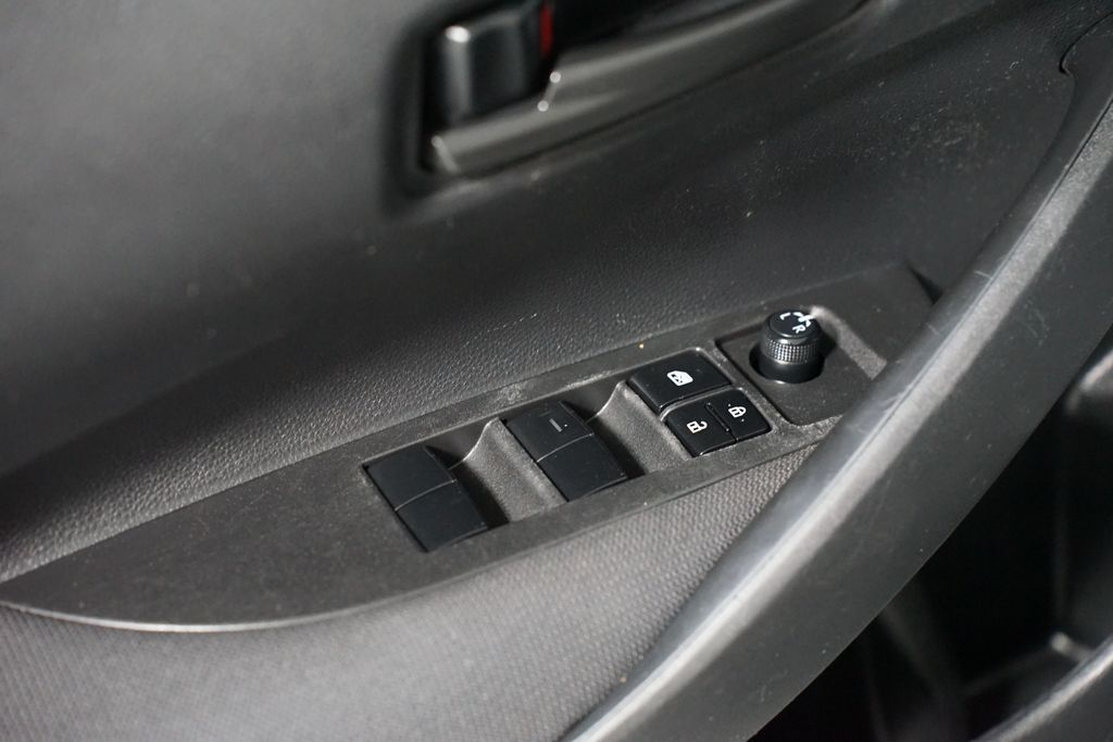 Thumbnail: 2022 Toyota Corolla - 27