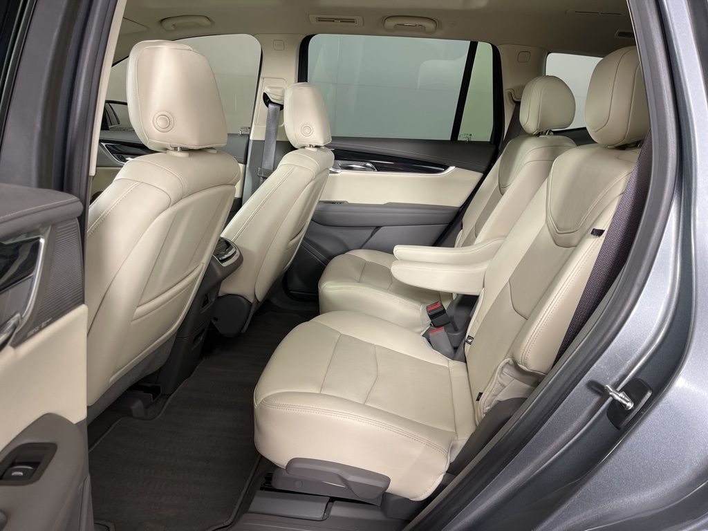 Thumbnail: 2020 Cadillac XT6 - 29