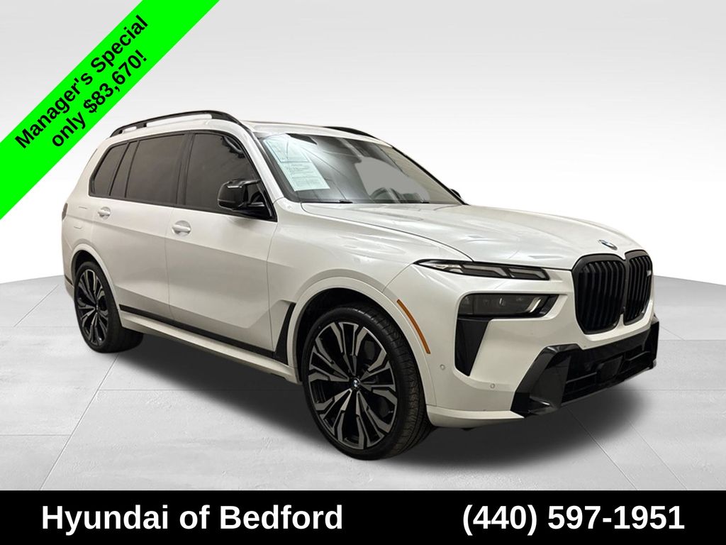 2025 BMW X7 M60i - Image 3
