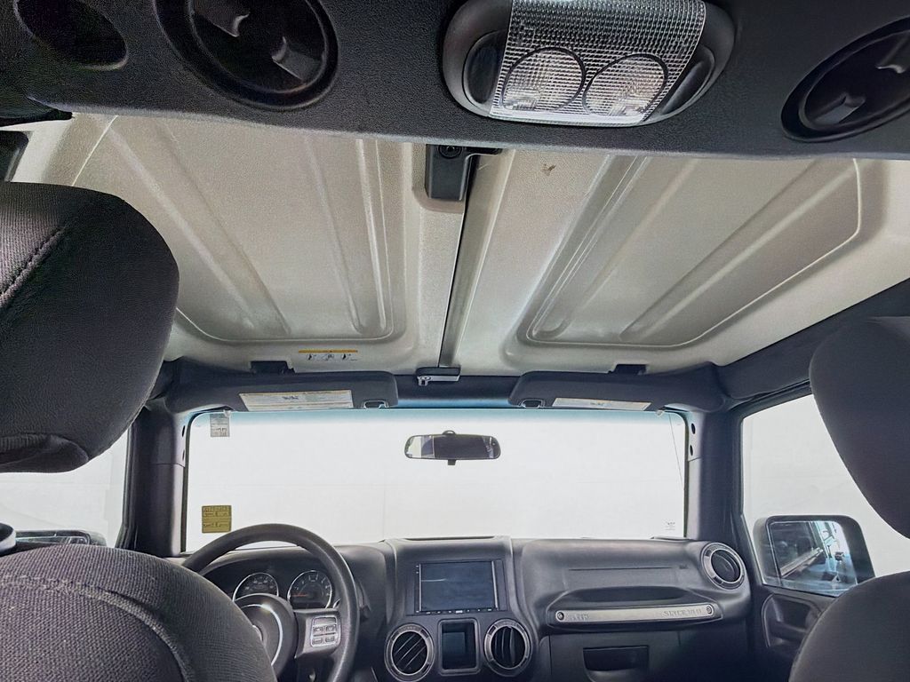 Used 2016 Jeep Wrangler SUV