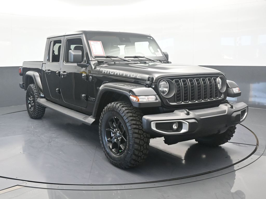 Used 2025 Black Clearcoat Jeep High Tide image 9