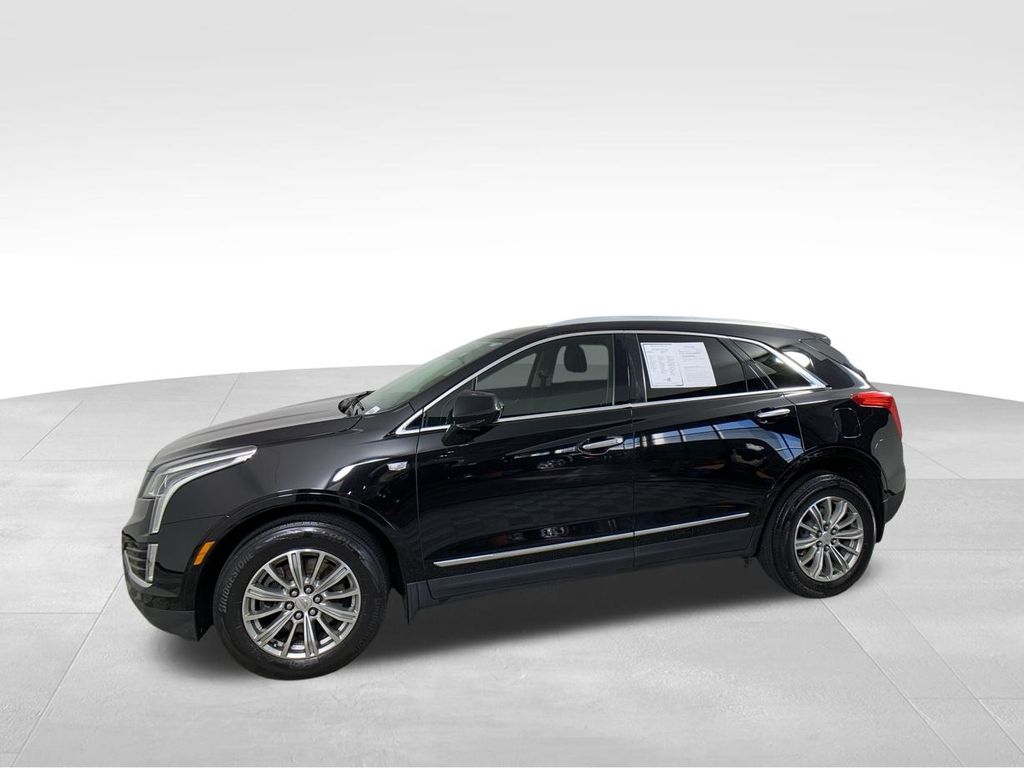 2018 Cadillac XT5 Luxury 2