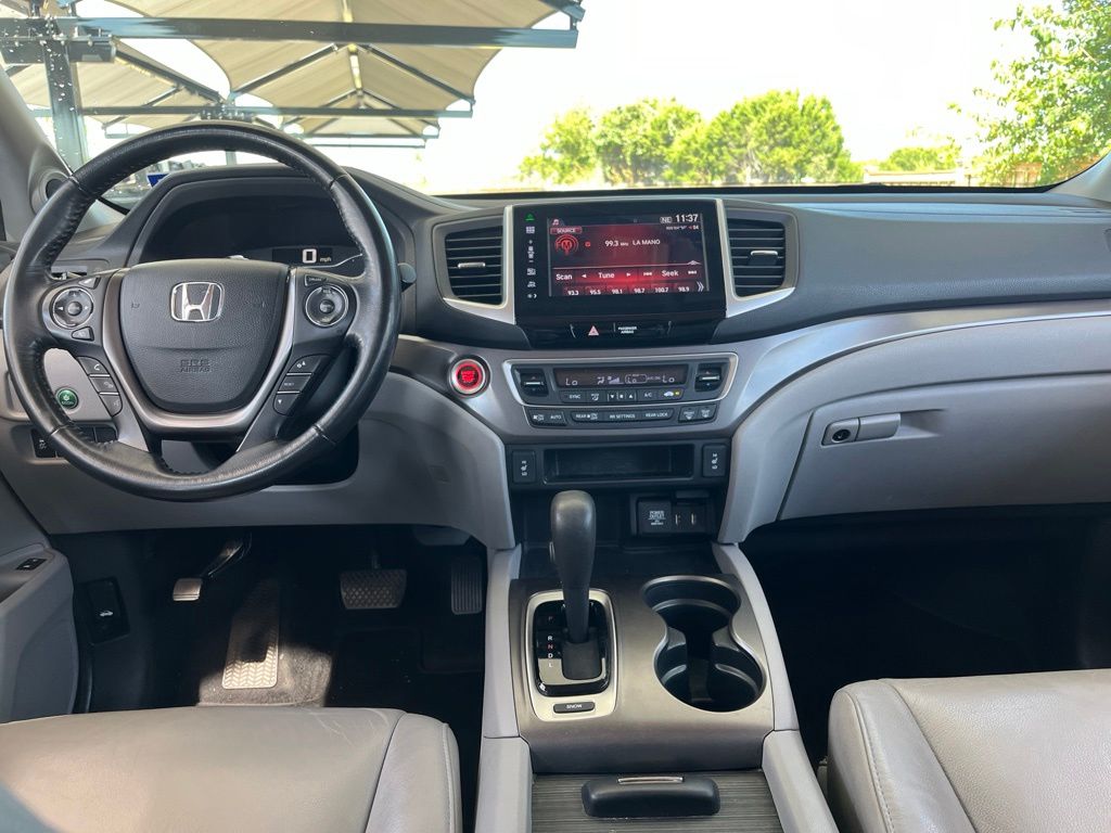 Thumbnail: 2016 Honda Pilot - 14