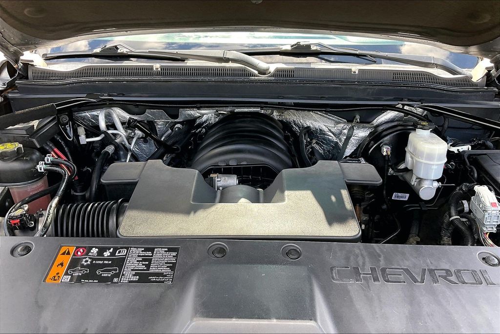 Used 2018 Chevrolet Suburban LT 4D Sport Utility