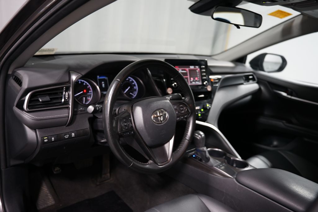 2023 Toyota Camry SE 7