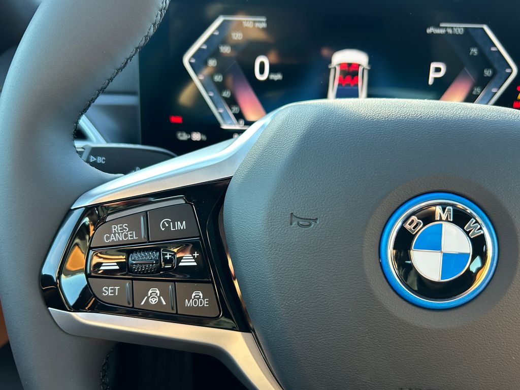 Thumbnail: 2026 BMW i4 - 19