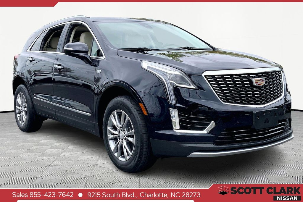 2022 Cadillac XT5 Premium Luxury