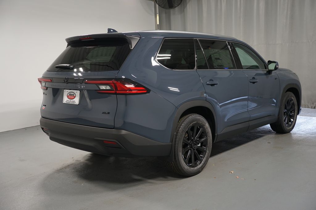 Thumbnail: 2026 Toyota Grand Highlander - 8