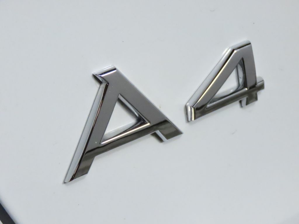 Thumbnail: 2023 Audi A4 - 9