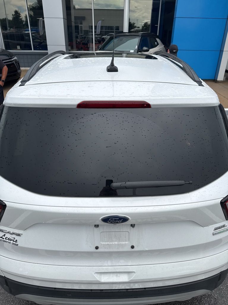 Thumbnail: 2019 Ford Escape - 6