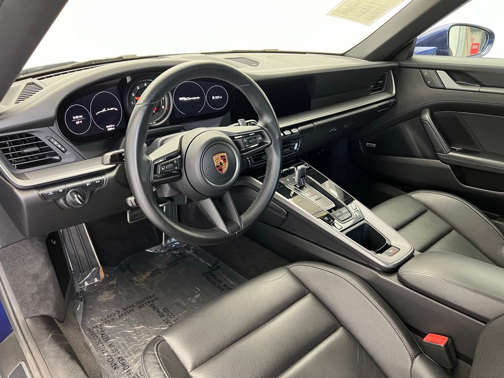 2022 Porsche 911 Carrera 4