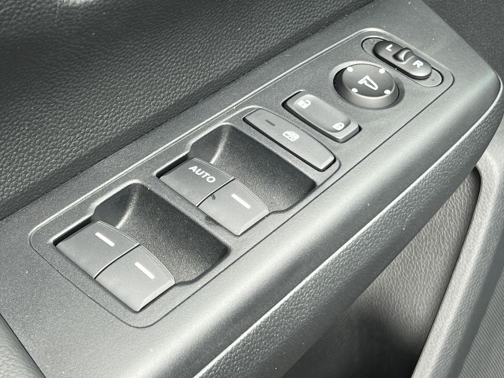 2023 Honda CR-V LX AWD