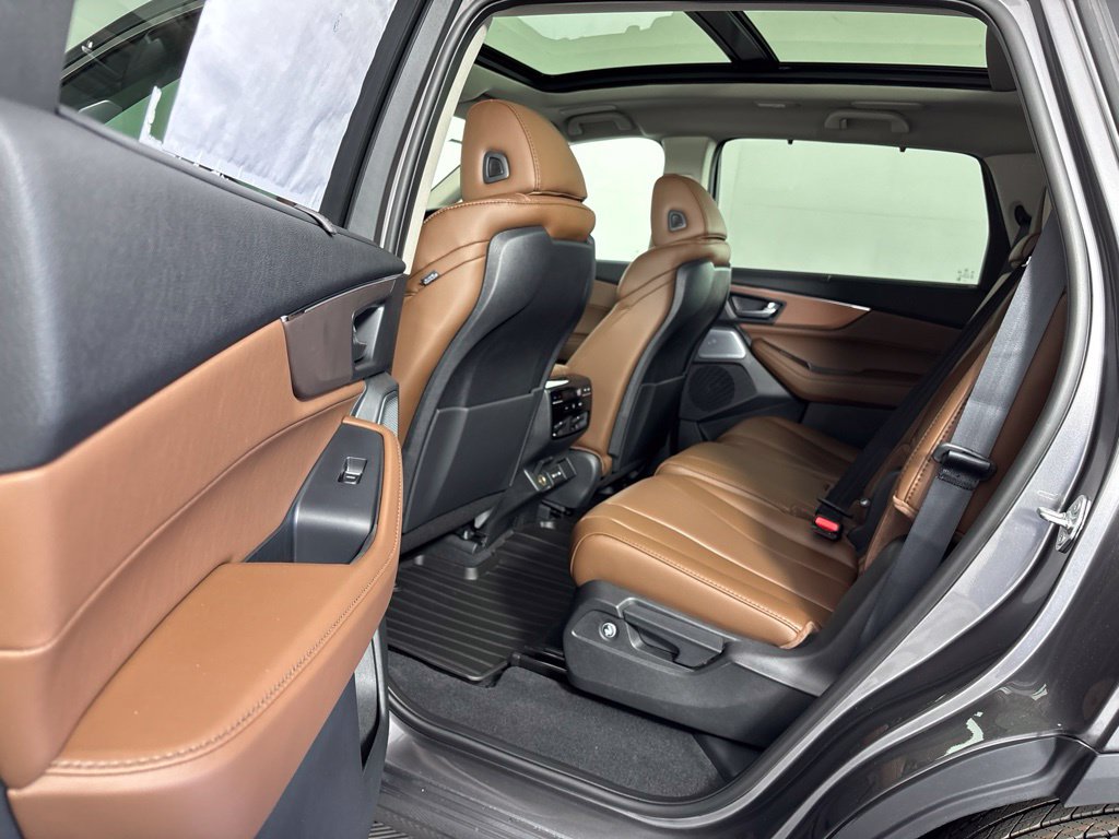 Thumbnail: 2026 Acura MDX - 30