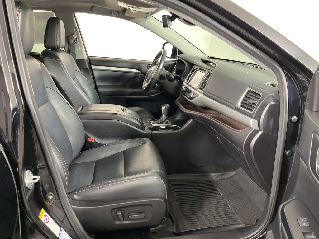 2018 Toyota Highlander XLE 7