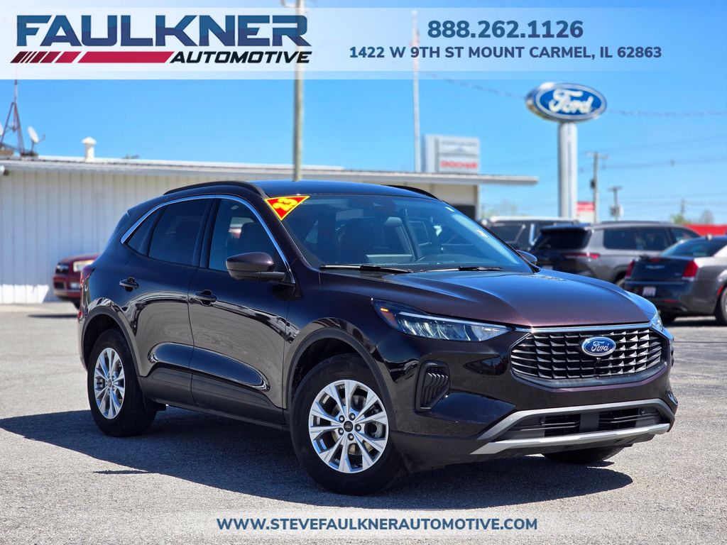 Cinnabar Red Metallic Premium Colorant 2023 Ford Escape Active AWD SUV / Crossover All-Wheel Drive 8-Speed Automatic