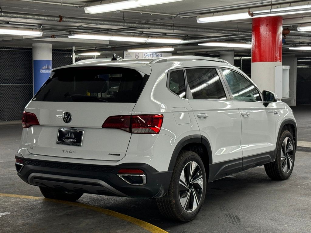 2024 Volkswagen Taos 1.5T SE 5