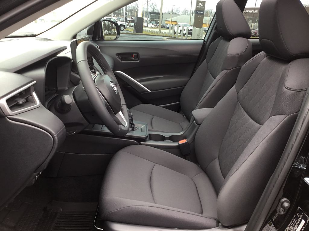 Thumbnail: 2026 Toyota Corolla Cross - 14