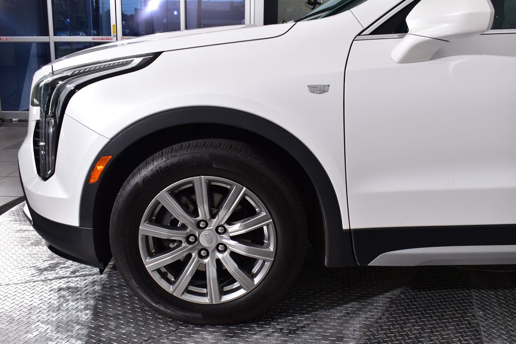 Thumbnail: 2020 Cadillac XT4 - 9