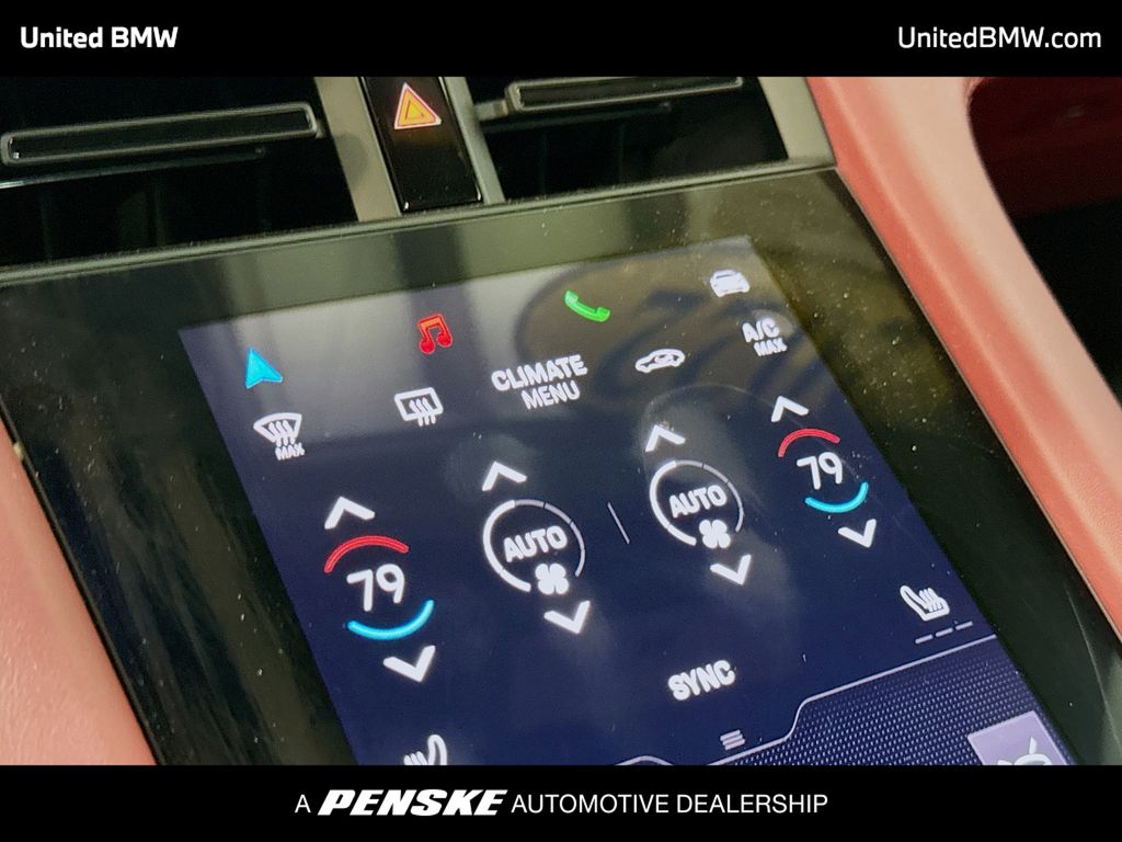 Thumbnail: 2022 Porsche Taycan - 11