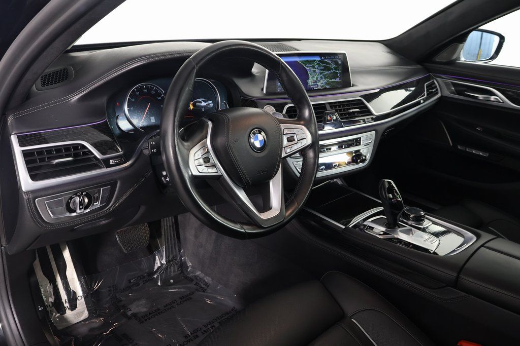 2017 BMW 7 Series 750i 7