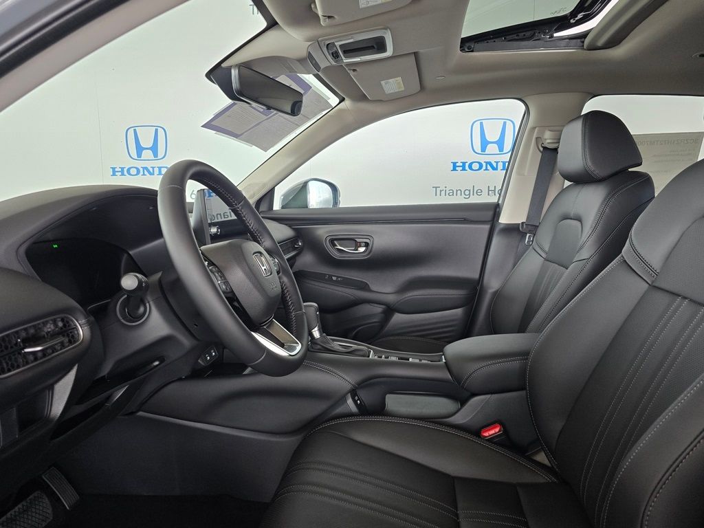 Thumbnail: 2027 Honda HR-V - 16