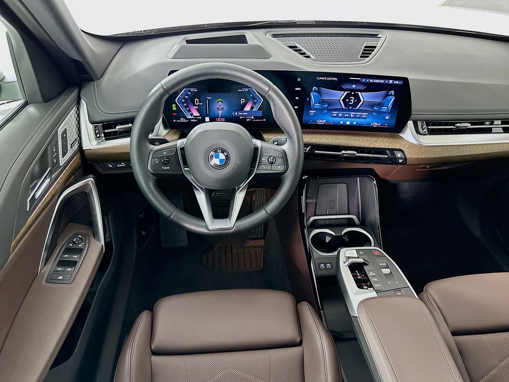 Thumbnail: 2025 BMW X1 - 22