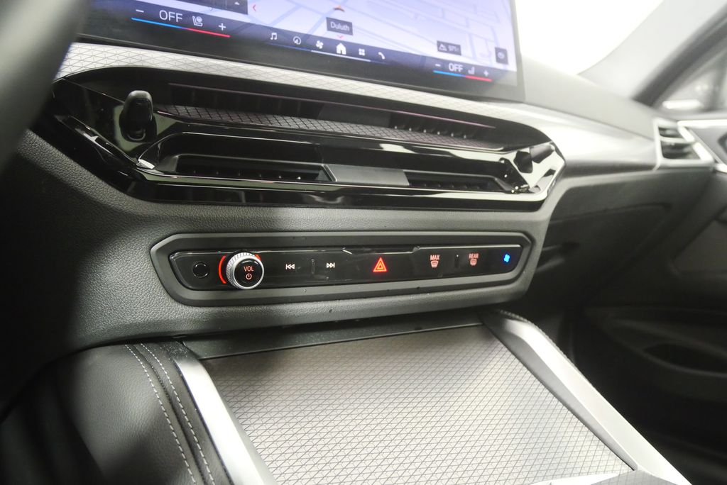 Thumbnail: 2026 BMW 4 Series - 19