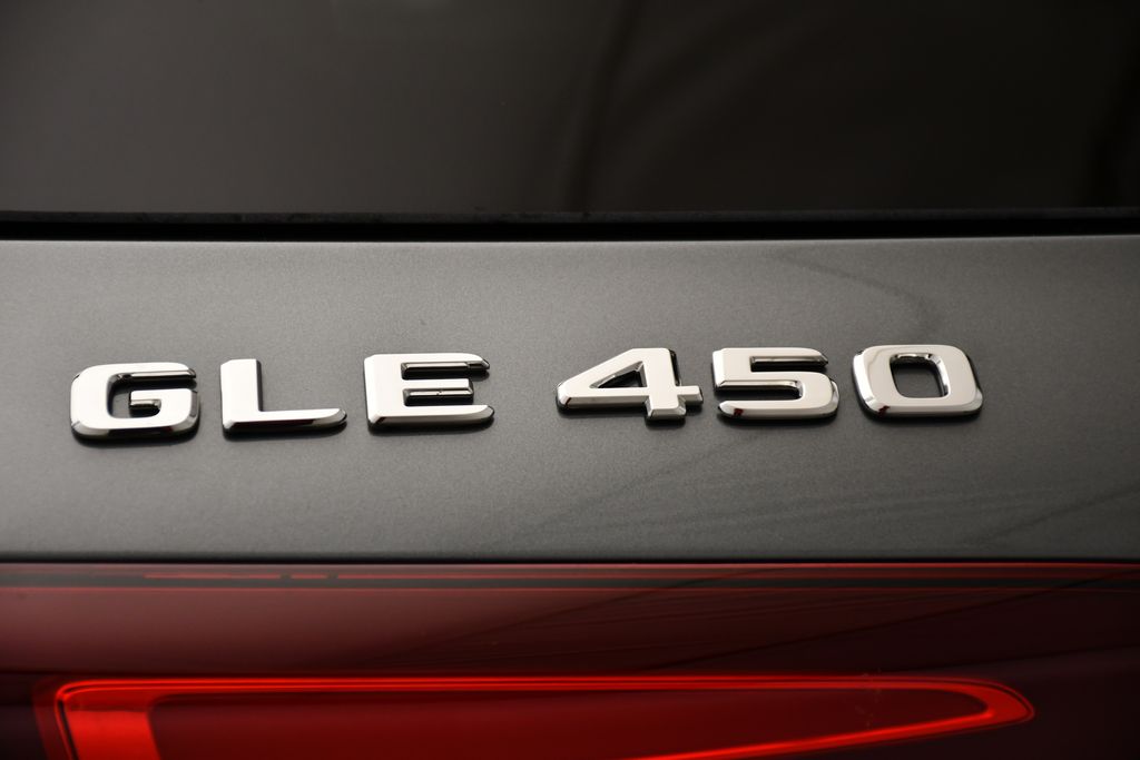 Thumbnail: 2026 Mercedes-Benz GLE - 9