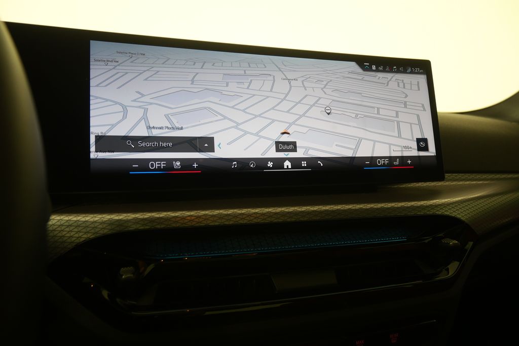 Thumbnail: 2025 BMW 3 Series - 25