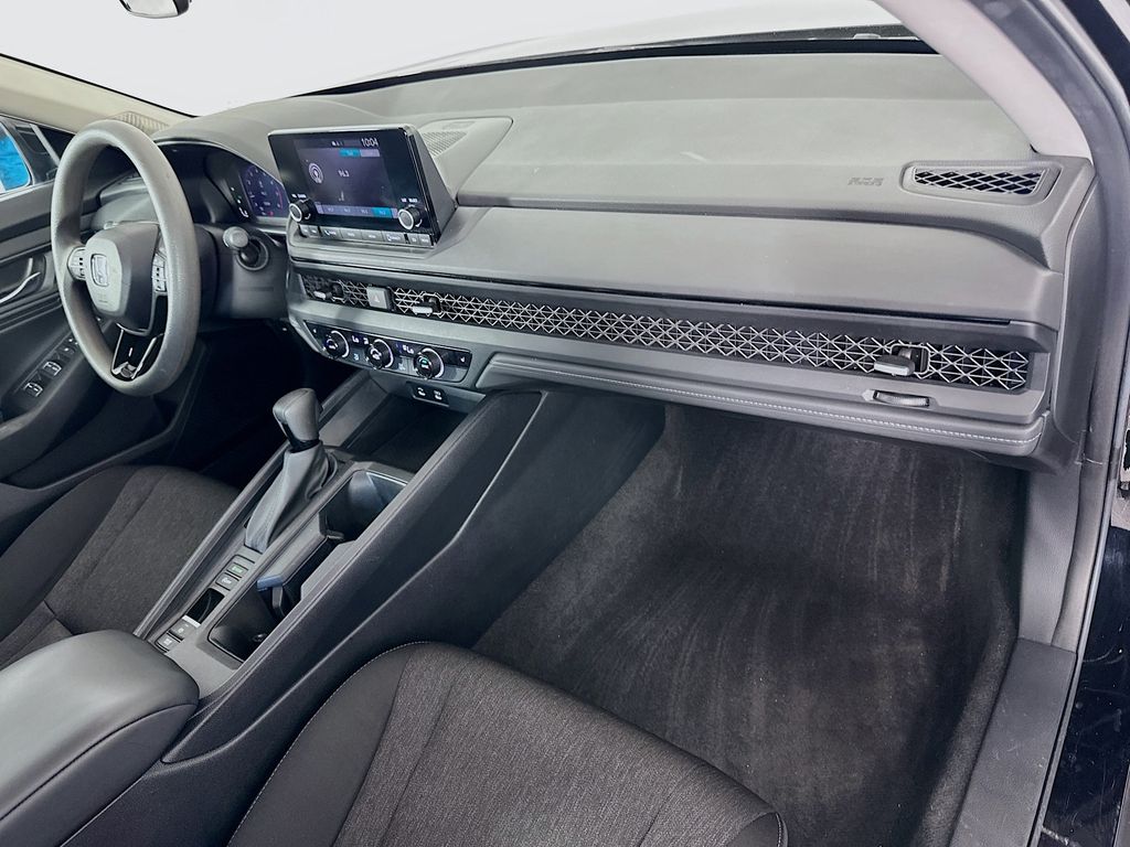 Thumbnail: 2023 Honda Accord - 28