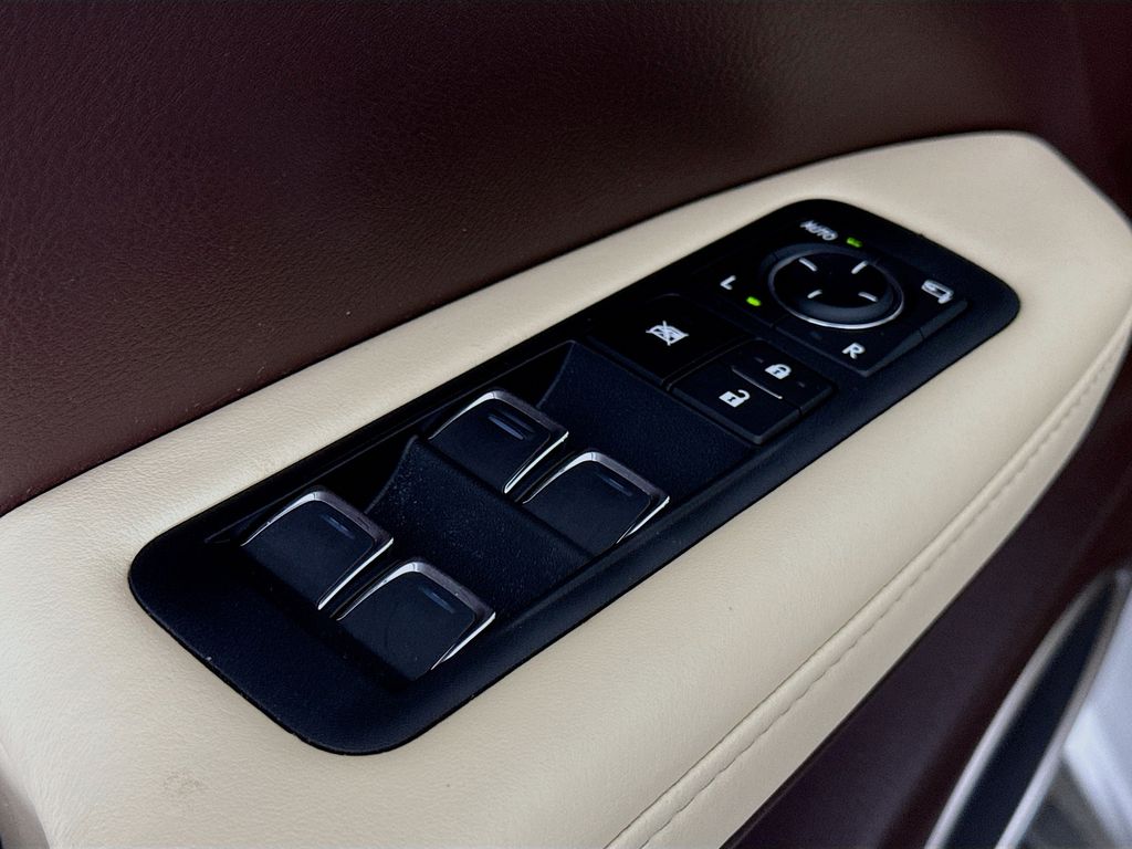Thumbnail: 2020 Lexus RX - 18