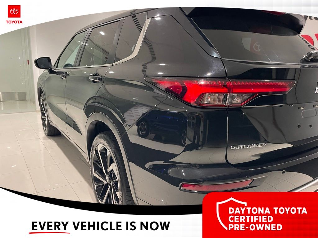 2024 Mitsubishi Outlander SE - Photo 16