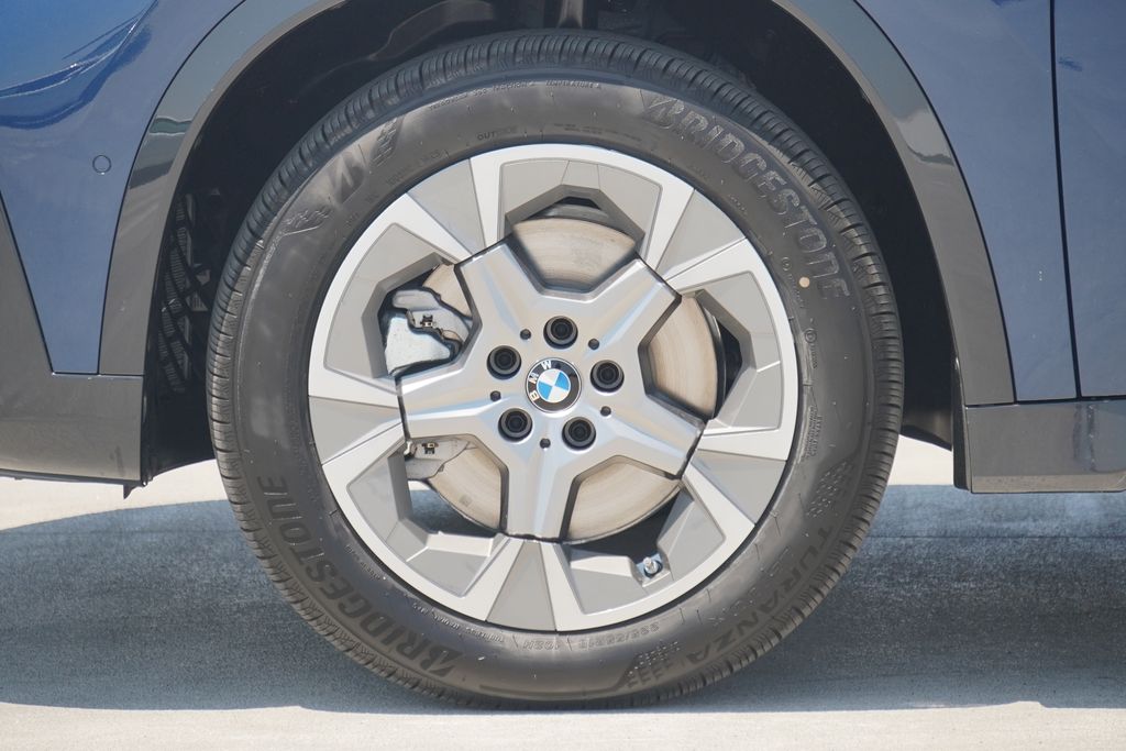 Thumbnail: 2025 BMW X1 - 5