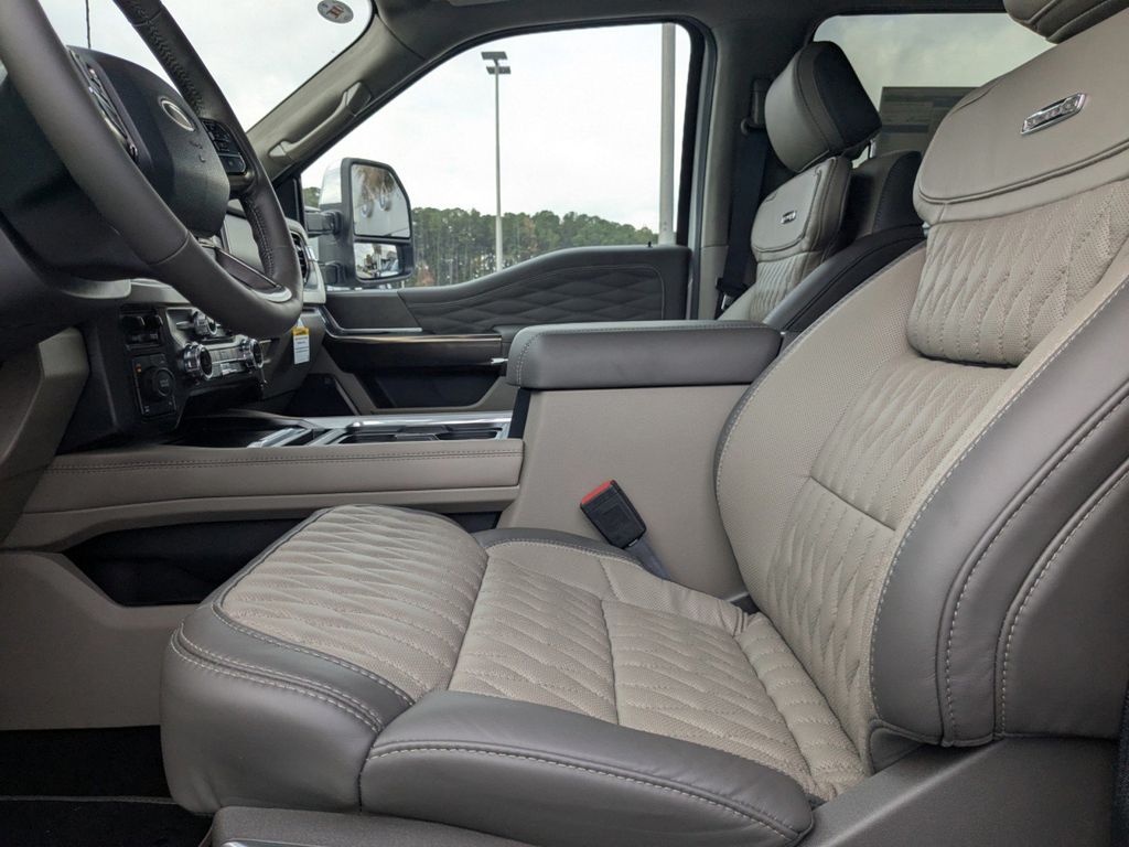 2026 Ford F-350 Platinum