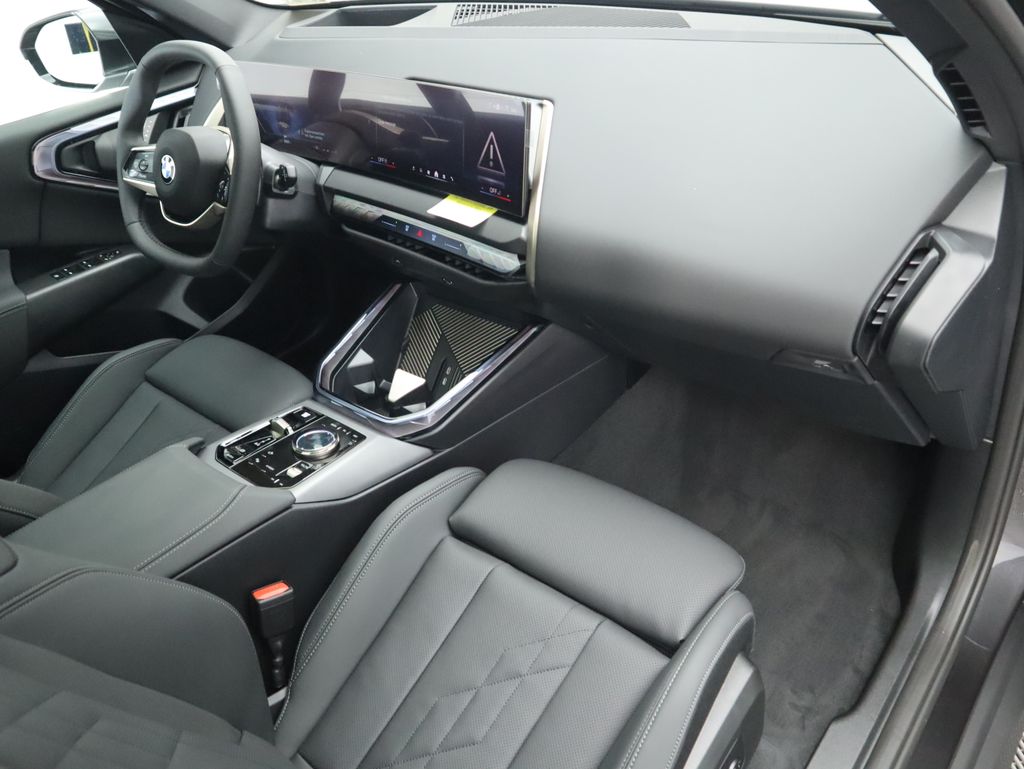 Thumbnail: 2025 BMW X3 - 18