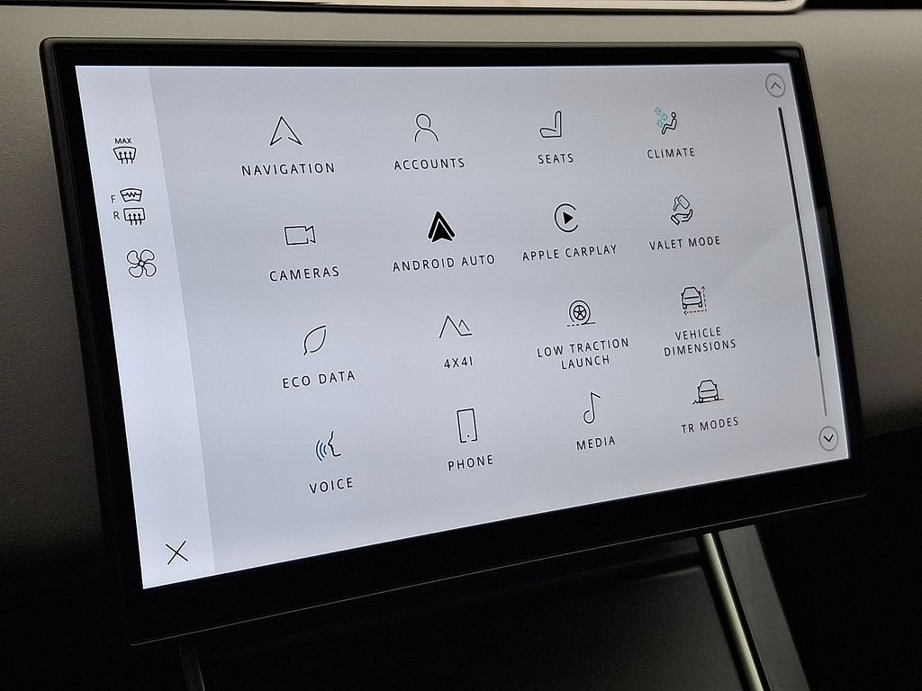 Thumbnail: 2026 Land Rover Range Rover Evoque - 19