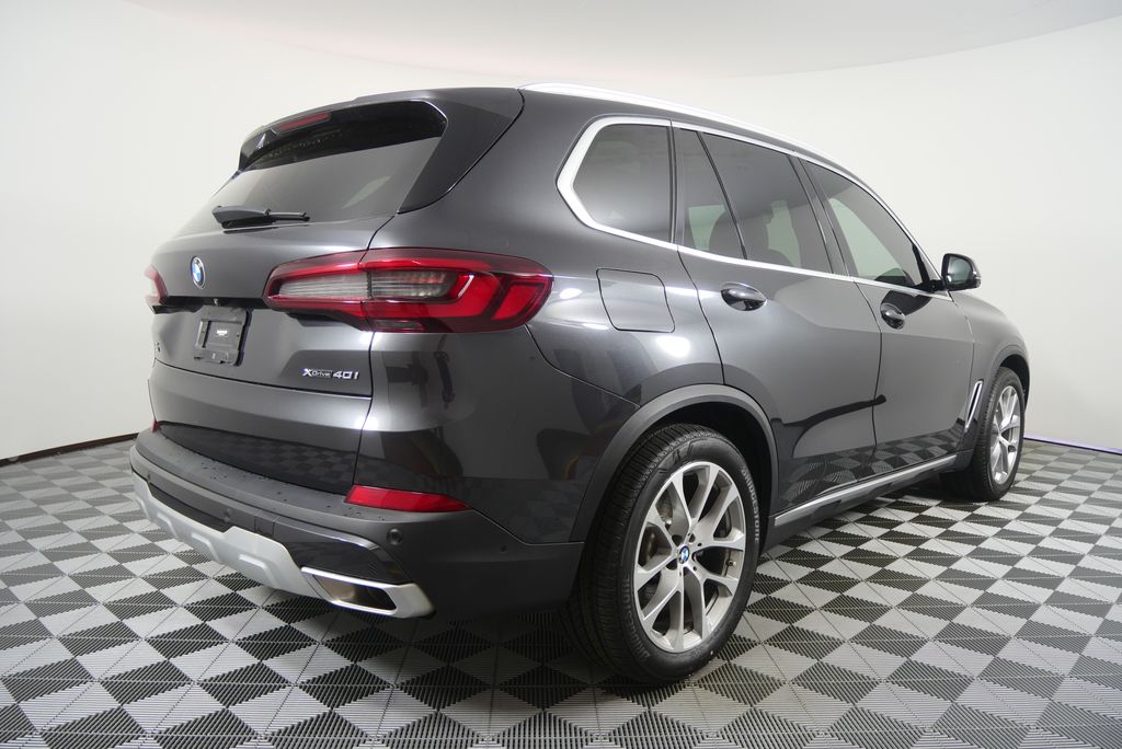 Thumbnail: 2023 BMW X5 - 3