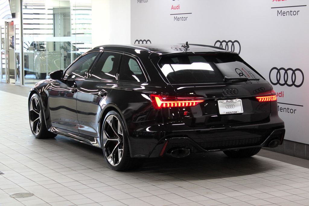 2025 Audi RS 6 4.2 4