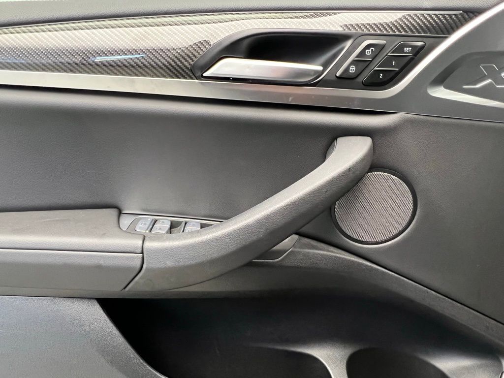 Thumbnail: 2024 BMW X4 - 21