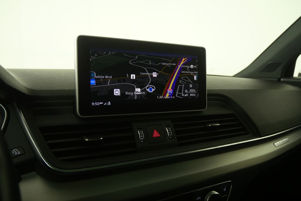 Thumbnail: 2018 Audi SQ5 - 20