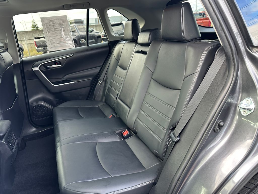 2021 Toyota RAV4 Hybrid XLE Premium