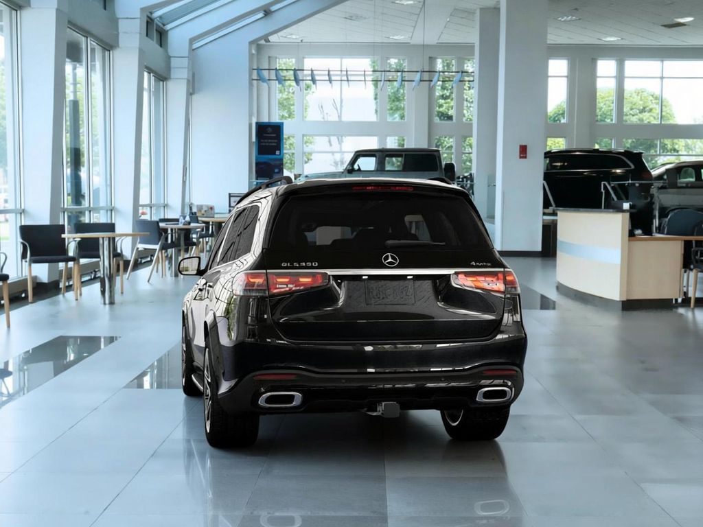 Thumbnail: 2026 Mercedes-Benz GLS - 25