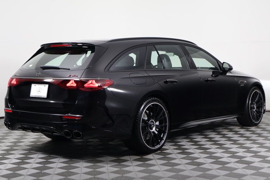 Thumbnail: 2026 Mercedes-Benz E-Class - 2